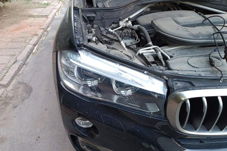 Used BMW X6 2017 xDrive28i Right Front Headlight