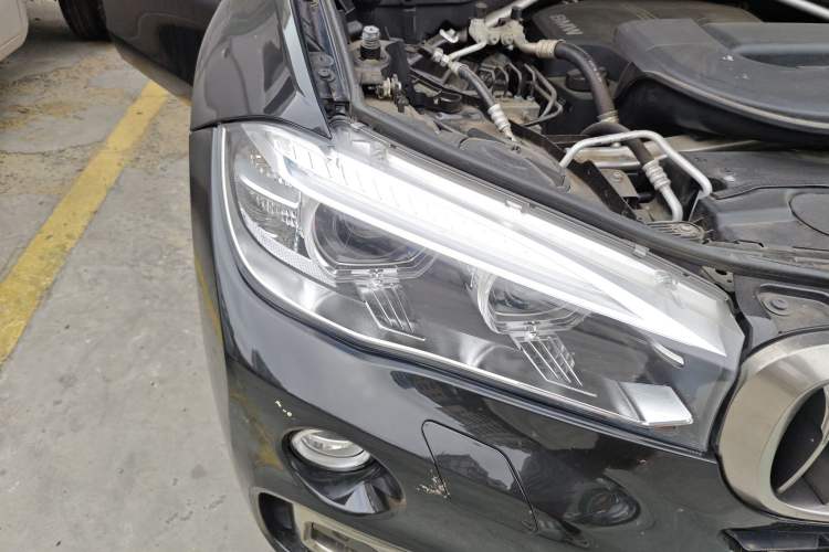 Used BMW X6 2017 xDrive28i Right Front Headlight