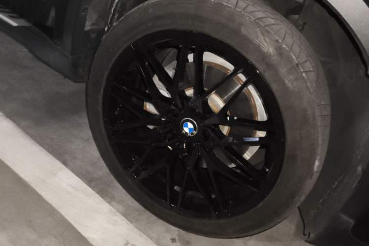 Used BMW X6 2017 xDrive35i Leading Model Right Front Wheel Hub