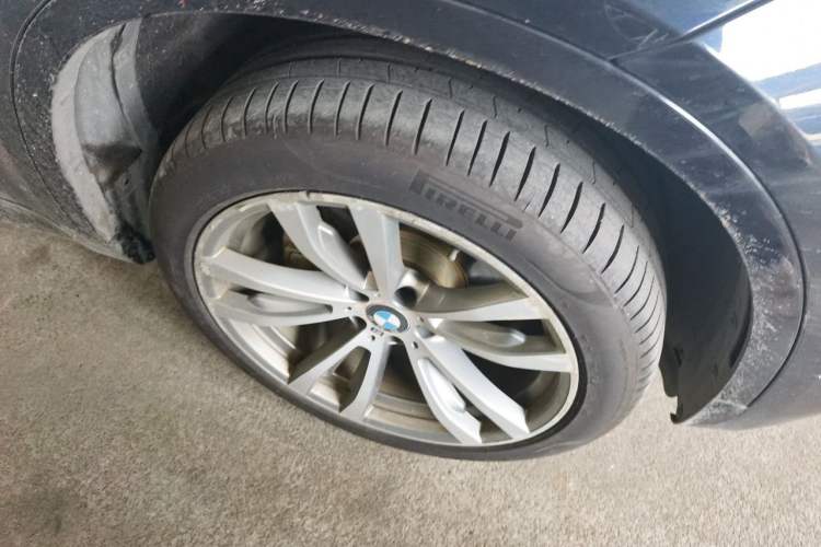 Used BMW X6 2017 xDrive35i M Sport Edition Right Front Wheel Hub