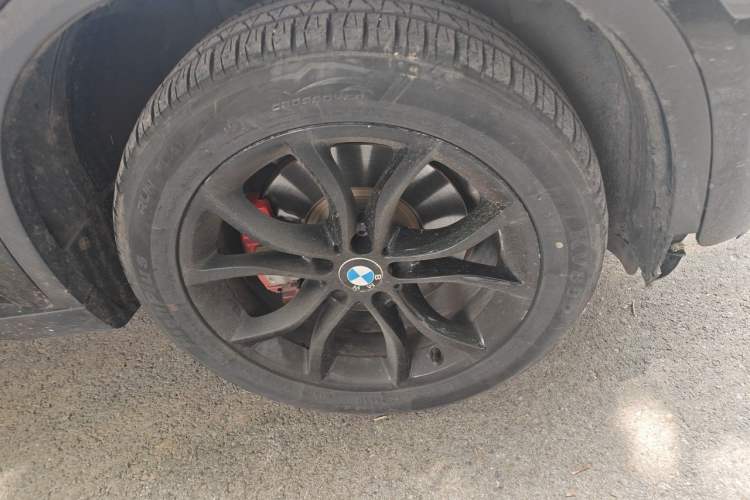 Used BMW X6 2017 xDrive35i Leading Model Right Front Wheel Hub