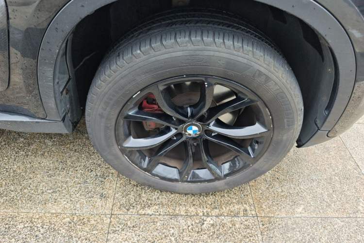 Used BMW X6 2017 xDrive35i Leading Model Right Front Wheel Hub