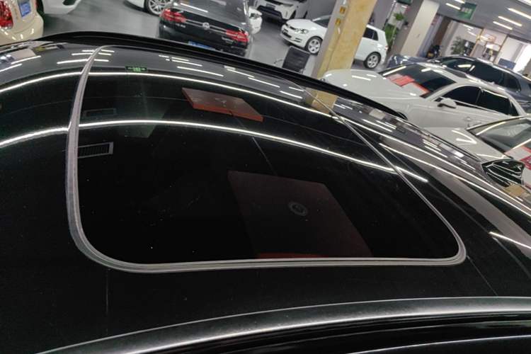 Used BMW X6 2017 xDrive28i Roof