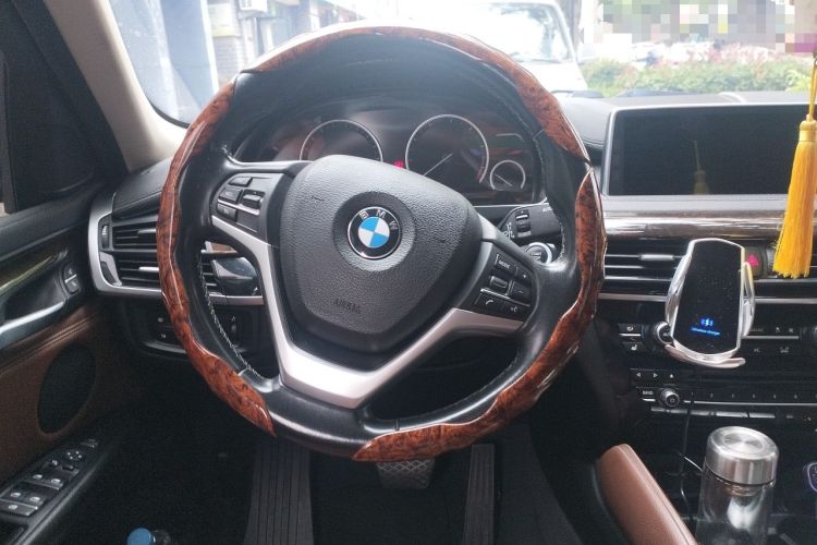 Used BMW X6 2017 xDrive28i Steering Wheel