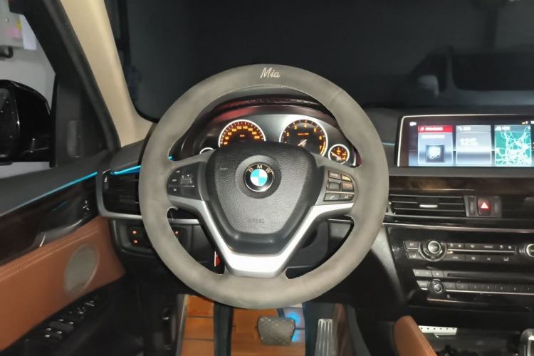Used BMW X6 2017 xDrive28i Steering Wheel