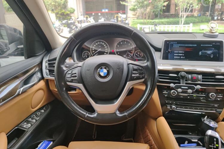 Used BMW X6 2017 xDrive28i Steering Wheel