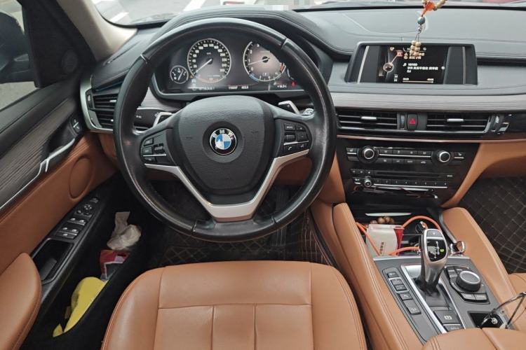 Used BMW X6  Steering Wheel