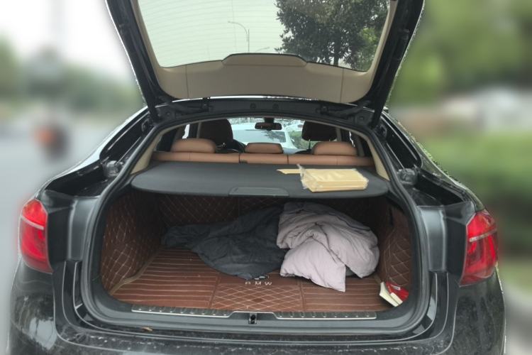Used BMW X6  Trunk