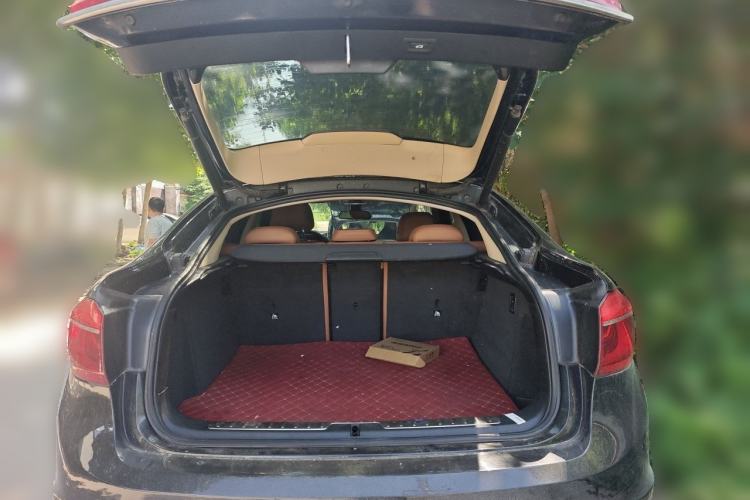 Used BMW X6 2017 xDrive28i Trunk