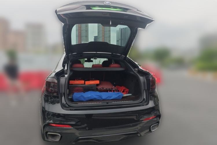 Used BMW X6  Trunk