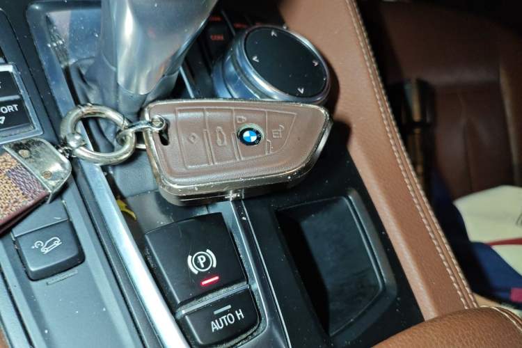 Used BMW X6 2017 xDrive35i Leading Model Vehicle Key