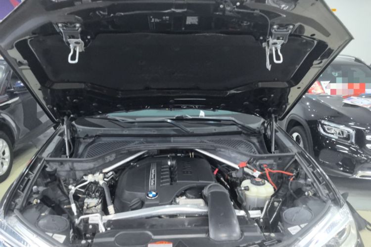 Used BMW X6 2017 xDrive35i Leading Model Engine Bay