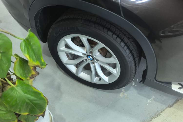 Used BMW X6 2017 xDrive35i Leading Model Exterior 5