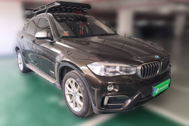 Used BMW X6 2017 xDrive28i Front Right 45 Deg