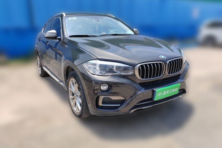 Used BMW X6 2017 xDrive28i Front Right 45 Deg