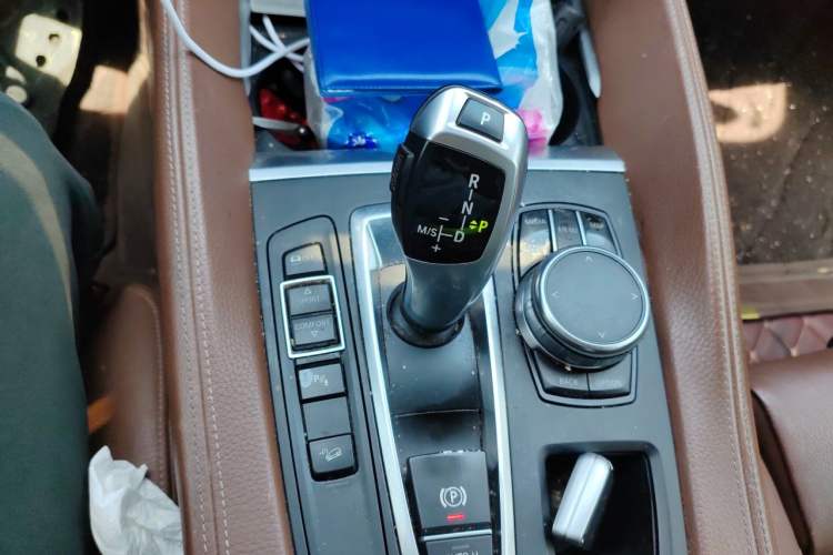 Used BMW X6 2017 xDrive28i Gear Lever