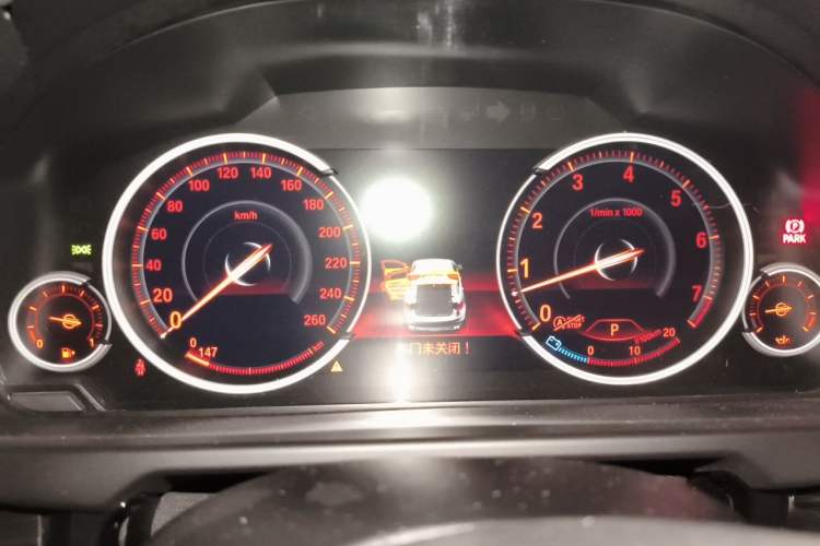 Used BMW X6 2017 xDrive35i Luxury Edition Instrument Cluster
