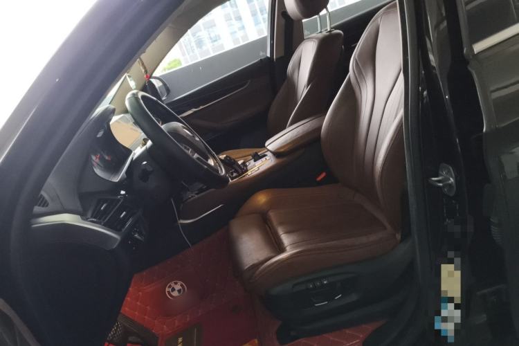 Used BMW X6 2017 xDrive28i Left Front Seat