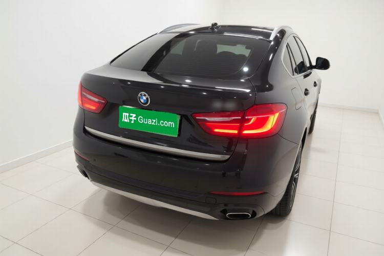 Used BMW X6 2017 xDrive35i Leading Model Rear Right 45 Deg