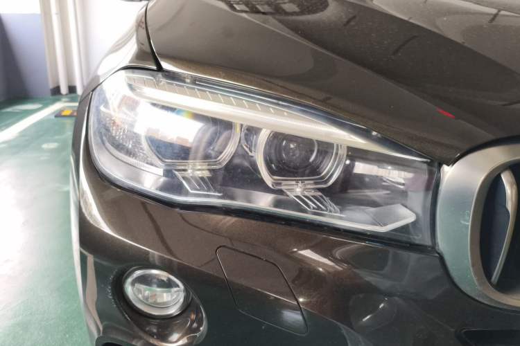 Used BMW X6 2017 xDrive28i Right Front Headlight