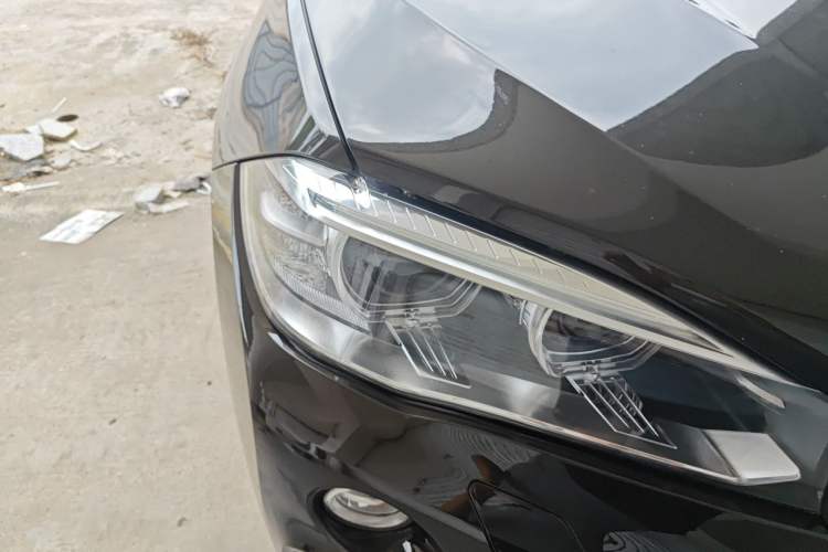 Used BMW X6 2017 xDrive28i Right Front Headlight