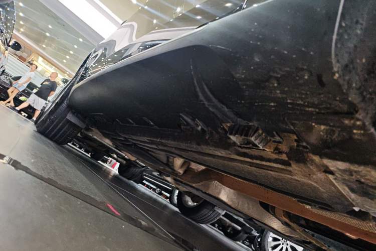 Used BMW X6 2017 xDrive35i M Sport Middle East Right Side Sill