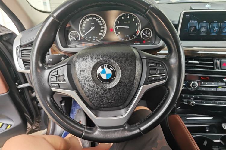 Used BMW X6 2017 xDrive28i Steering Wheel