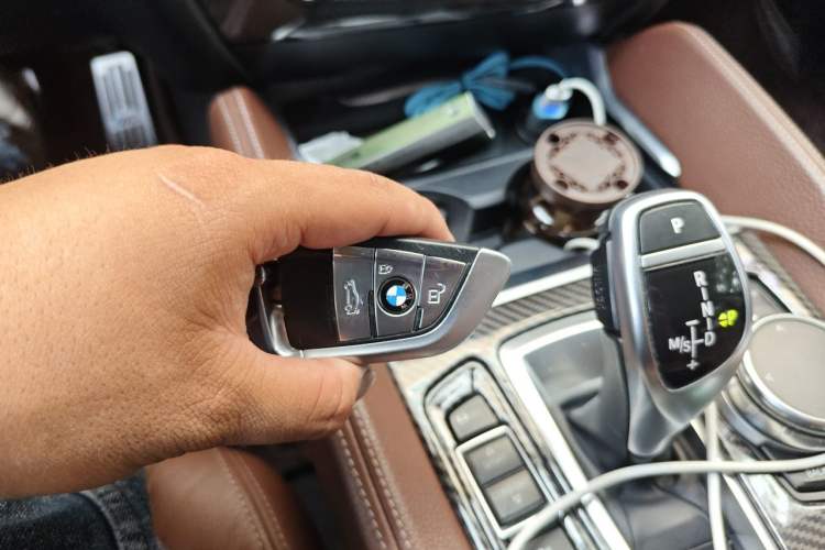Used BMW X6 2017 xDrive35i Leading Model Vehicle Key