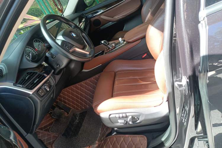 Used BMW X6 2017 xDrive28i Left Front Seat