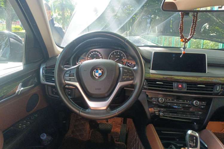 Used BMW X6 2017 xDrive28i Steering Wheel