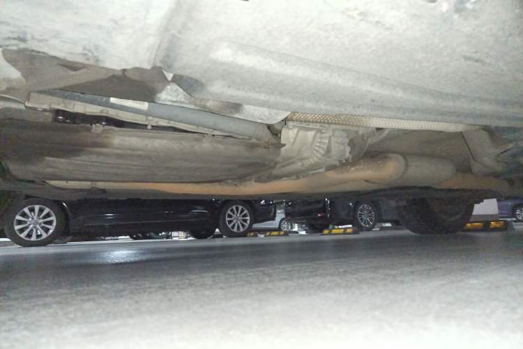 Used BMW X6 2017 xDrive28i Chassis Front Left