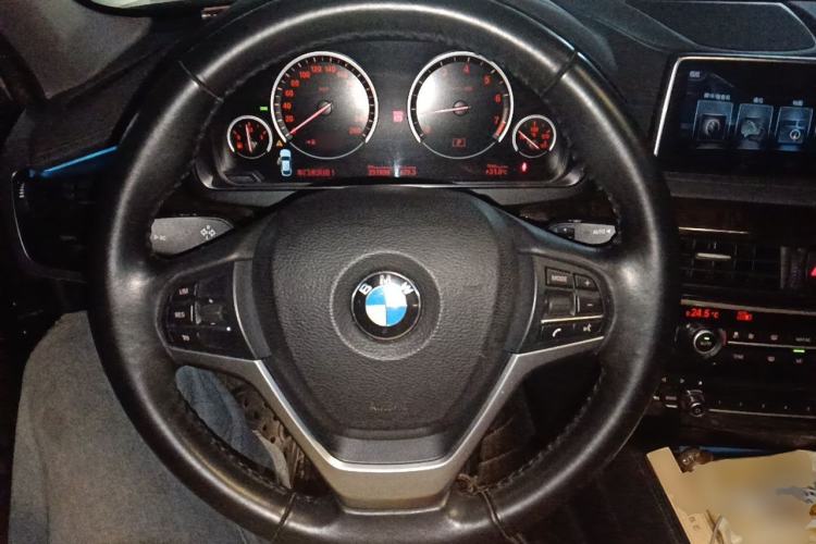 Used BMW X6 2017 xDrive28i Steering Wheel