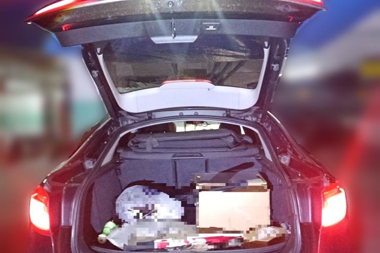 Used BMW X6 2017 xDrive28i Trunk
