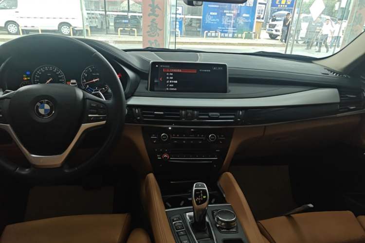 Used BMW X6 2017 xDrive35i M Sport Middle East Audio And AC Panel