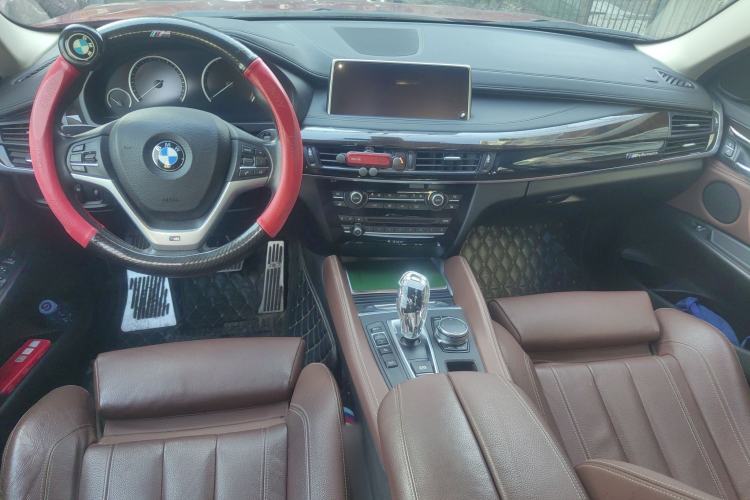 Used BMW X6 2017 xDrive28i Center Console