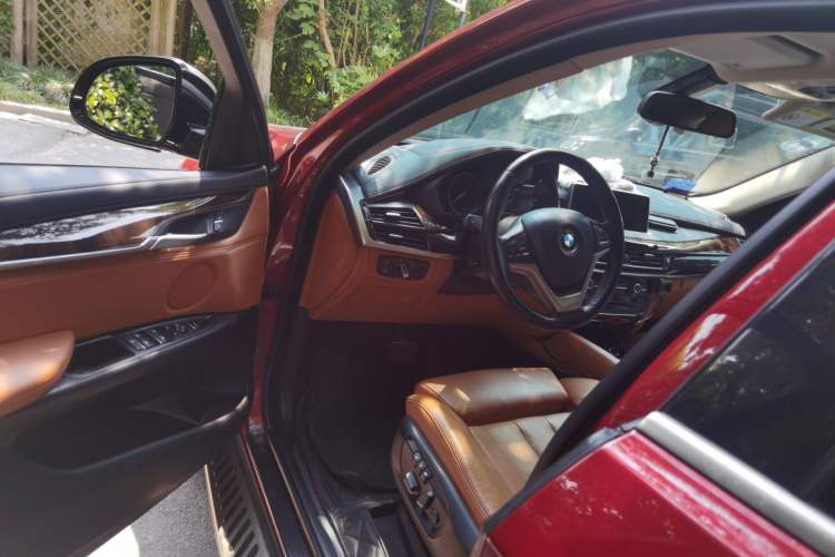 Used BMW X6 2017 xDrive28i Driver Seat