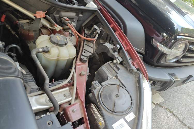Used BMW X6 2017 xDrive35i Leading Model Engine Bay Left