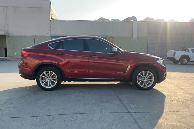 Used BMW X6 2017 xDrive35i Leading Model Exterior 2