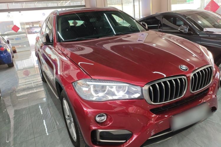 Used BMW X6 2017 xDrive28i Front Right 45 Deg