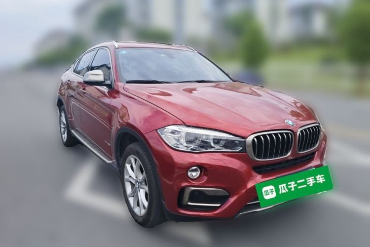 Used BMW X6 2017 xDrive28i Front Right 45 Deg