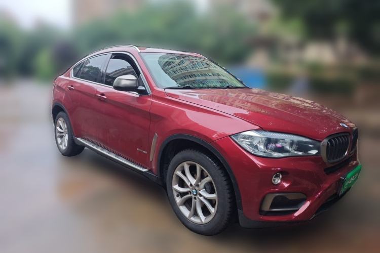 Used BMW X6 2017 xDrive28i Front Right 45 Deg