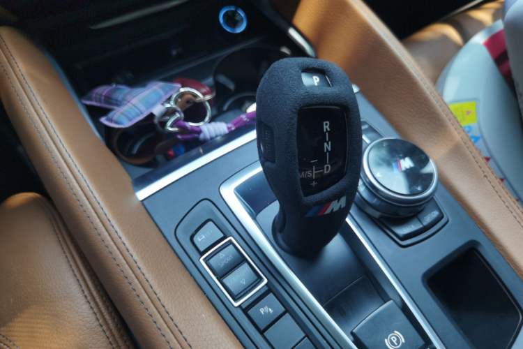 Used BMW X6 2017 xDrive28i Gear Lever