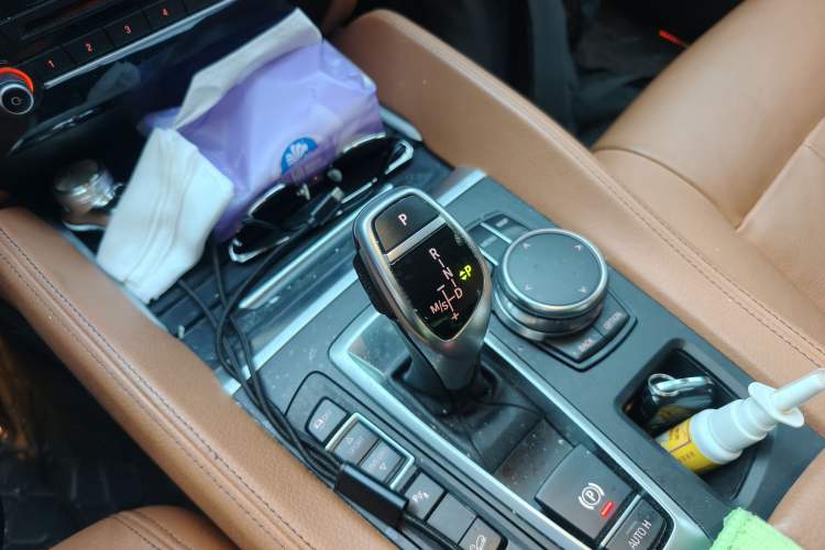 Used BMW X6 2017 xDrive35i Leading Model Gear Lever