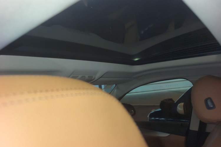 Used BMW X6 2017 xDrive35i Leading Model Headliner