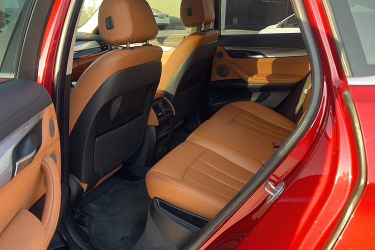 Used BMW X6 2017 xDrive35i Leading Model Interior 2