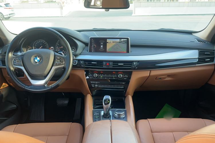 Used BMW X6 2017 xDrive35i Leading Model Interior 3