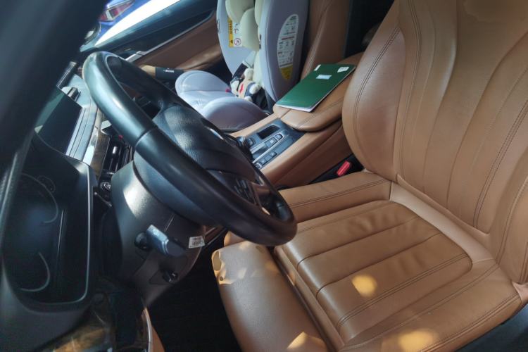 Used BMW X6 2017 xDrive28i Left Front Seat
