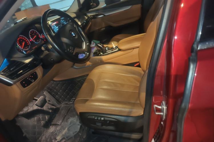 Used BMW X6 2017 xDrive35i Leading Model Left Front Seat
