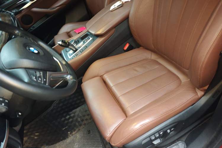 Used BMW X6 2017 xDrive28i Left Front Seat