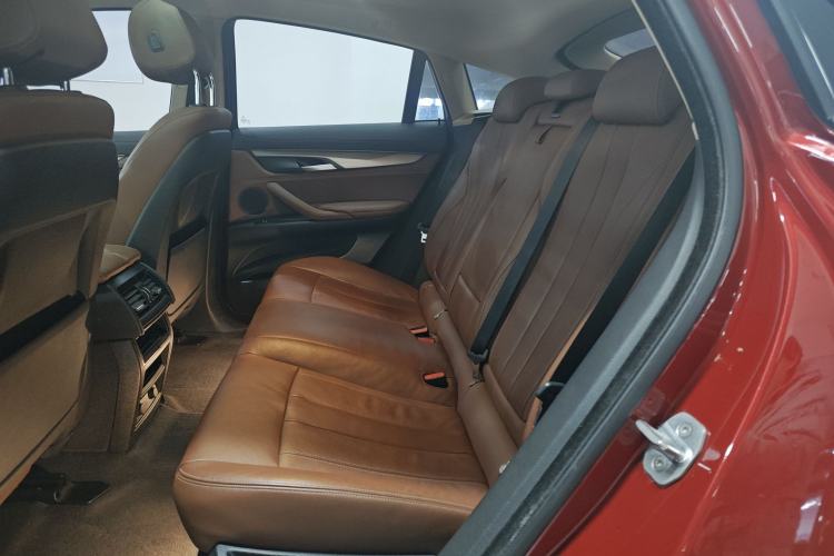 Used BMW X6 2017 xDrive35i Leading Model Left Rear Seat